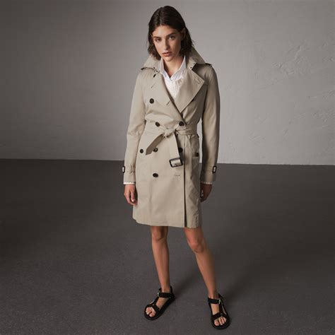 women's zara Burberry trench coat